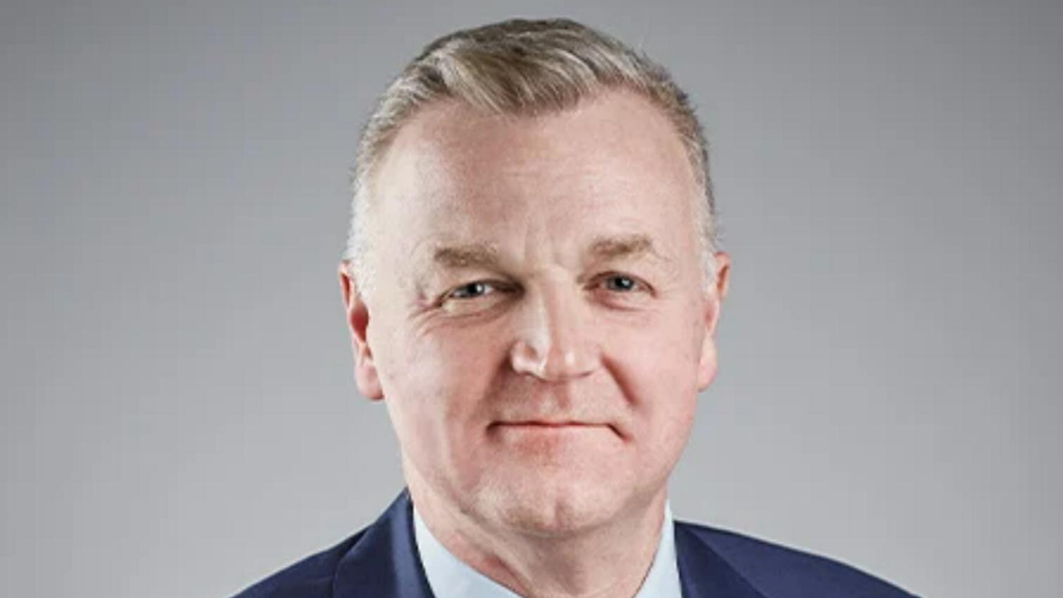 andrew-livingston-headshot